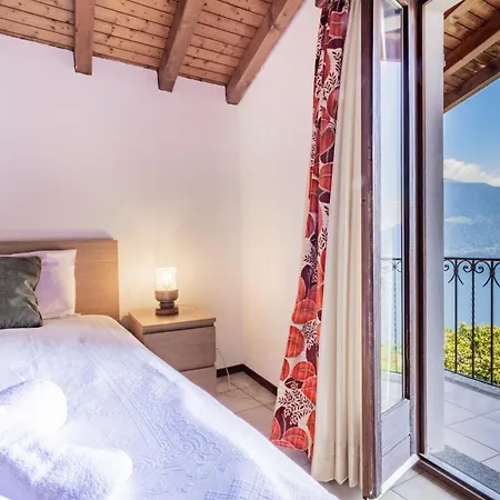 Daire Panoramic House On Maggiore *