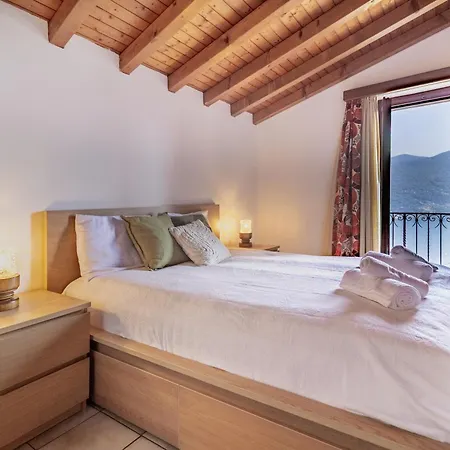 Panoramic House On Maggiore