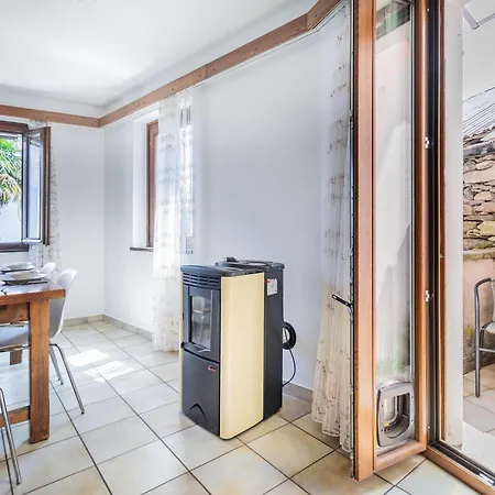 Panoramic House On Maggiore