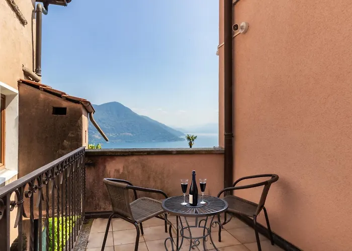 Panoramic House On Maggiore *