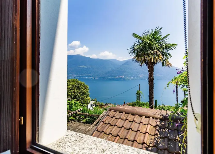 Panoramic House On Maggiore
