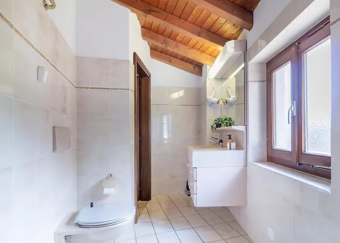 Апартаменты Panoramic House On Maggiore *