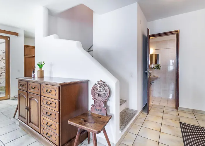 Panoramic House On Maggiore * Бриссаго