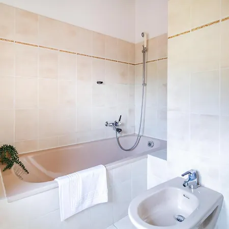 Panoramic House On Maggiore Appartamento