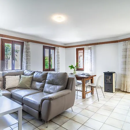 Panoramic House On Maggiore *