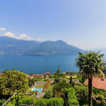 Lägenhet Panoramic House On Maggiore